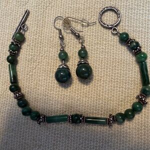 Jade set bracelet and earrings